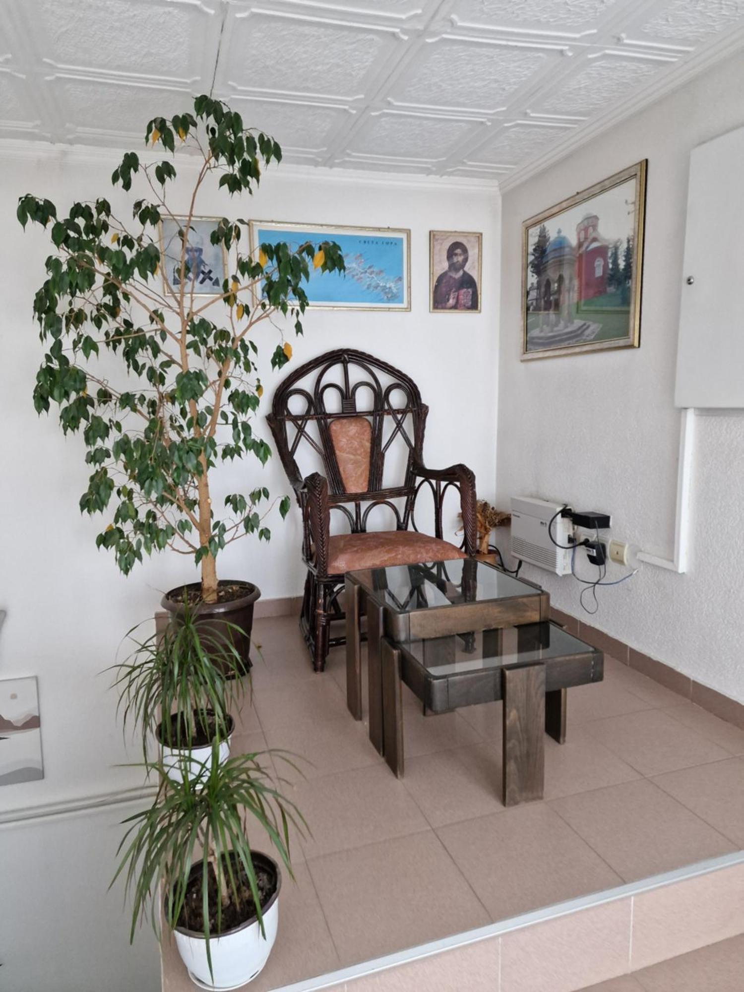 Hotel Djerdan 克拉列沃 外观 照片