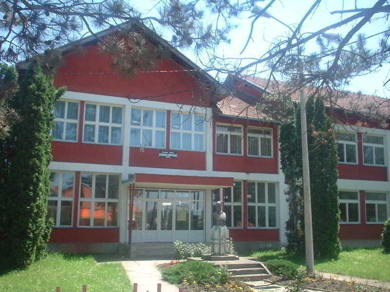 Hotel Djerdan 克拉列沃 外观 照片